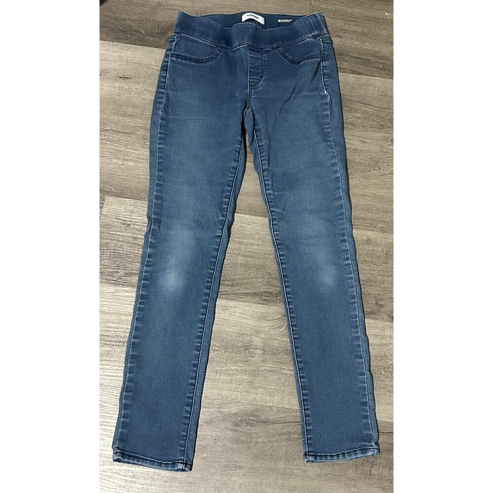 Woman’s Sonoma skinny jeans